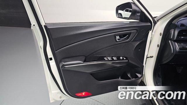 KG Mobility (SsangYong) Tivoli Air 1.6 RX 2WD 2017 — фото 30