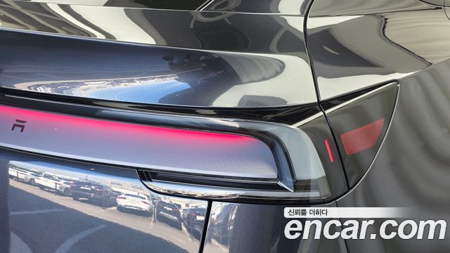 Tesla Model Y Premium Long Range AWD 2026 — фото 23
