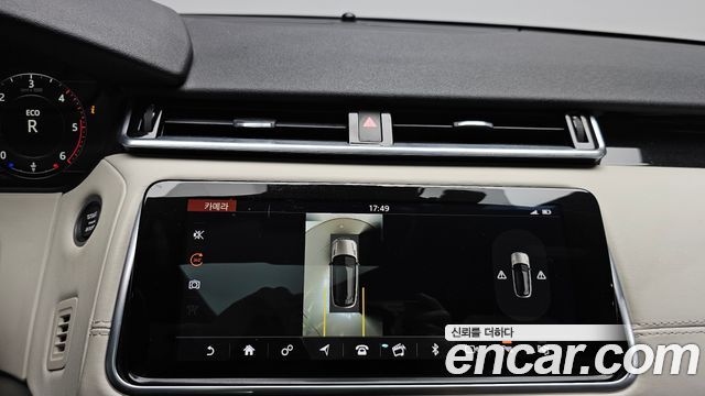 Land Rover Range Rover Velar 3.0 D300 R-Dynamic HSE 2018 — фото 16
