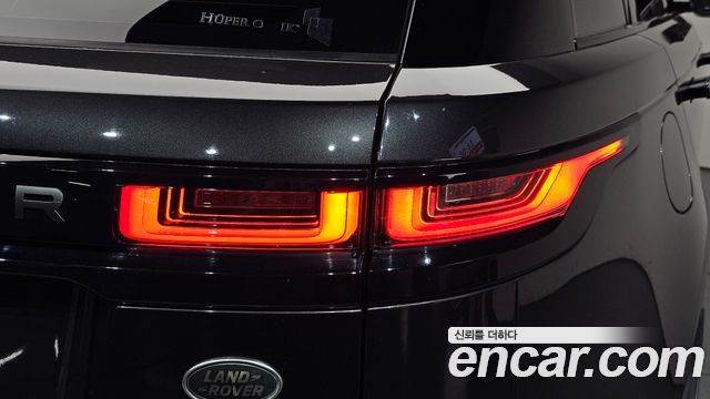 Land Rover Range Rover Velar 3.0 D300 R-Dynamic HSE 2018 — фото 23