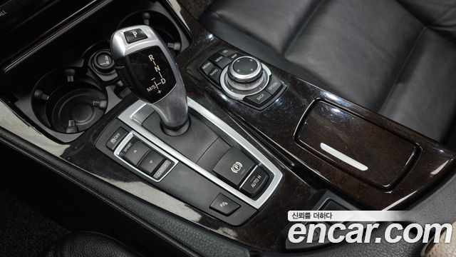 BMW 5 Series (F10) 520d 2013 — фото 9