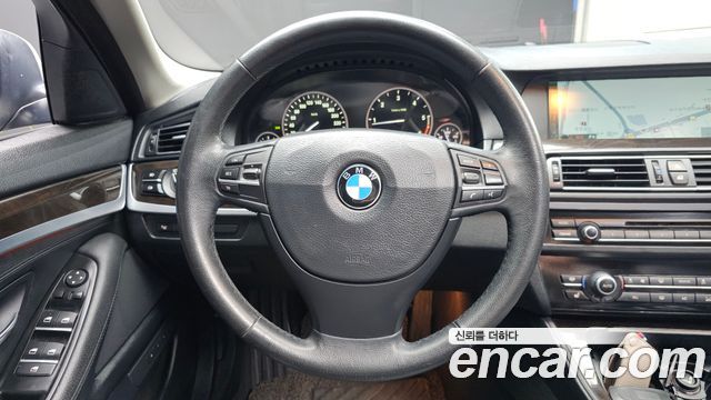 BMW 5 Series (F10) 520d 2013 — фото 12
