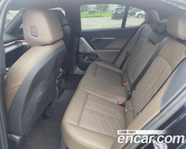 BMW 5 Series (G60) 520i M Sport 2026 — фото 8