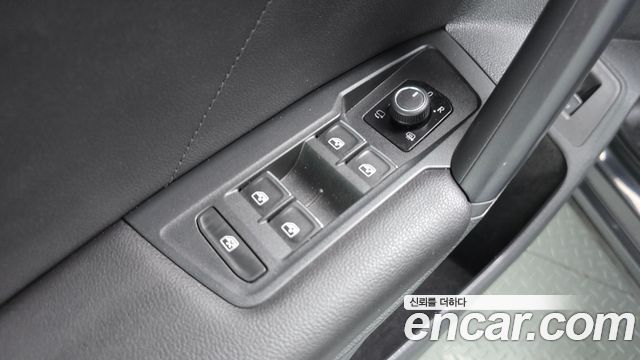 Volkswagen Tiguan (II) 2.0 TDI Prestige 2023 — фото 19