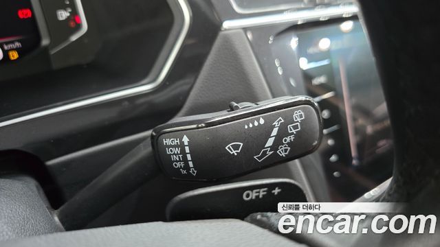Volkswagen Tiguan (II) 2.0 TDI Prestige 2023 — фото 29