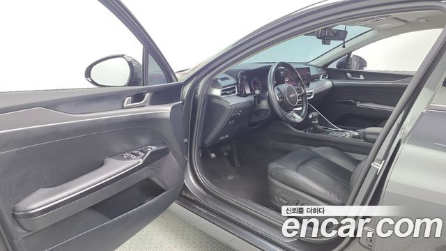 Kia K5 (III) 2.0 LPI(Renter car) Trandy 2023 — фото 10