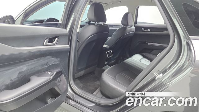 Kia K5 (III) 2.0 LPI(Renter car) Trandy 2023 — фото 12