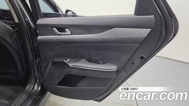Kia K5 (III) 2.0 LPI(Renter car) Trandy 2023 — фото 25