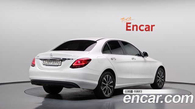 Mercedes-Benz C-Class (W205) C200 2019 — фото 2