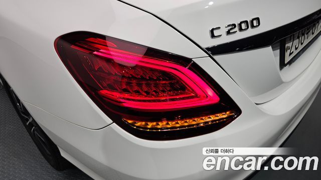 Mercedes-Benz C-Class (W205) C200 2019 — фото 23