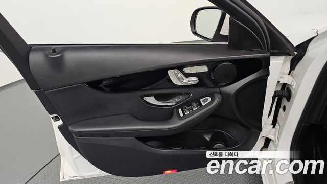 Mercedes-Benz C-Class (W205) C200 2019 — фото 24