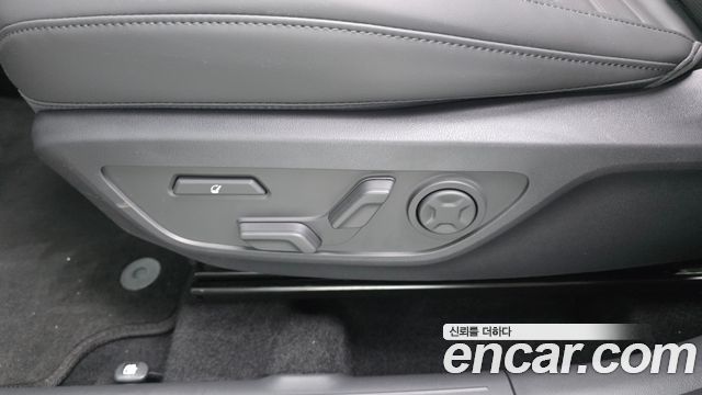 Kia Seltos (II) Gasoline 1.6T 4WD Signature 2026 — фото 36