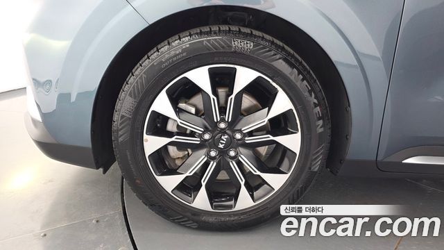 Kia Carnival (IV) Diesel 7-Seater Signature 2021 — фото 5