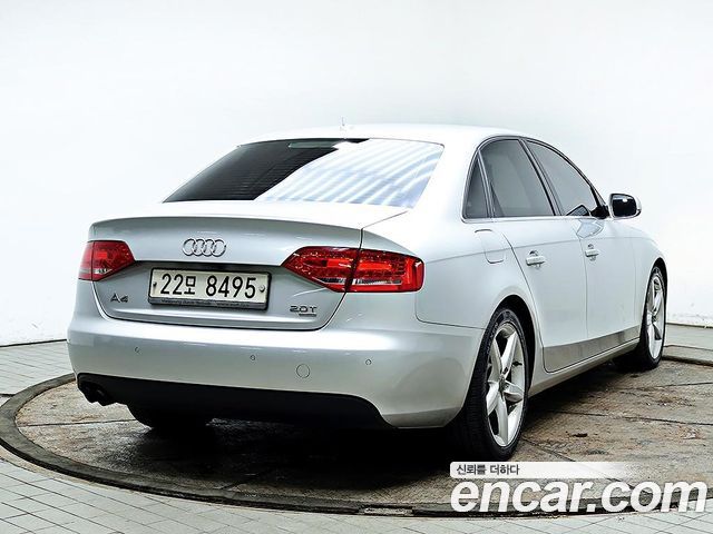 Audi A4 2.0 TFSI Quattro Dynamic B8 2011 — фото 4