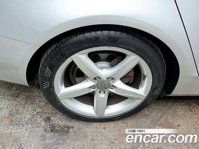 Audi A4 2.0 TFSI Quattro Dynamic B8 2011 — фото 8