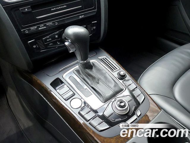 Audi A4 2.0 TFSI Quattro Dynamic B8 2011 — фото 10