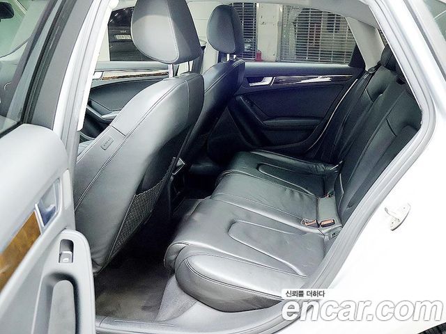 Audi A4 2.0 TFSI Quattro Dynamic B8 2011 — фото 16