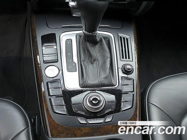 Audi A4 2.0 TFSI Quattro Dynamic B8 2011 — фото 19