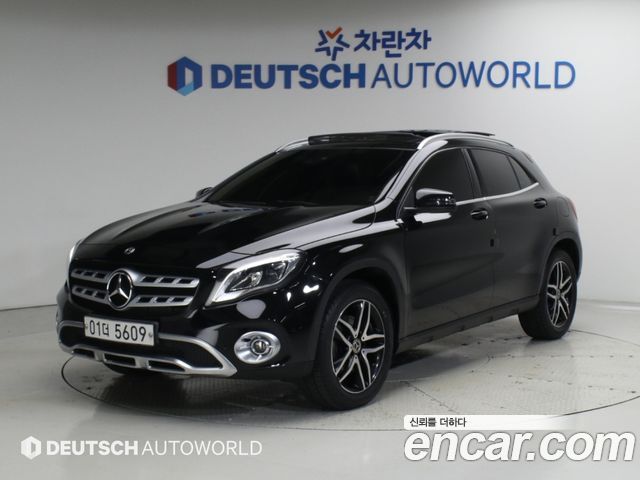 Mercedes-Benz GLA-Class (X156) GLA220 Premium