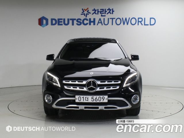 Mercedes-Benz GLA-Class (X156) GLA220 Premium 2019 — фото 3