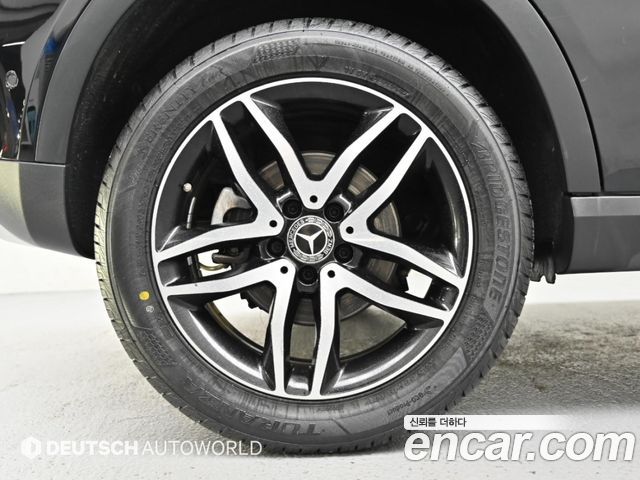 Mercedes-Benz GLA-Class (X156) GLA220 Premium 2019 — фото 5