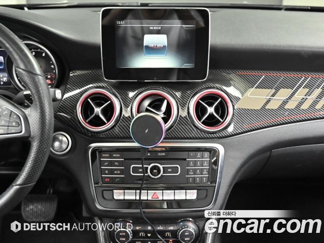 Mercedes-Benz GLA-Class (X156) GLA220 Premium 2019 — фото 18