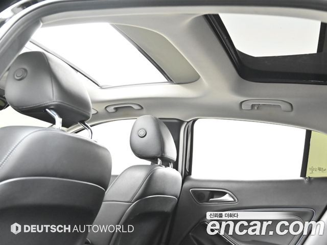 Mercedes-Benz GLA-Class (X156) GLA220 Premium 2019 — фото 22
