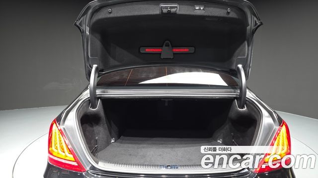 Genesis EQ900 3.8 GDI AWD Prestige 2017 — фото 20