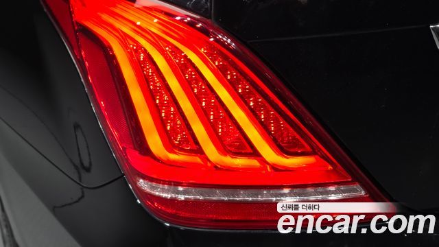 Genesis EQ900 3.8 GDI AWD Prestige 2017 — фото 23