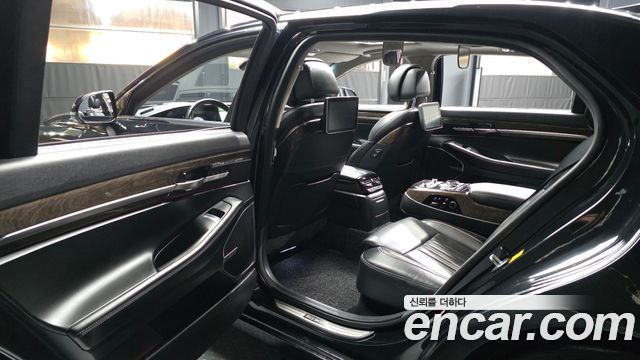 Genesis EQ900 3.8 GDI AWD Prestige 2017 — фото 26