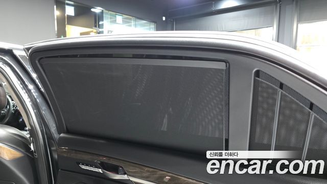 Genesis EQ900 3.8 GDI AWD Prestige 2017 — фото 34
