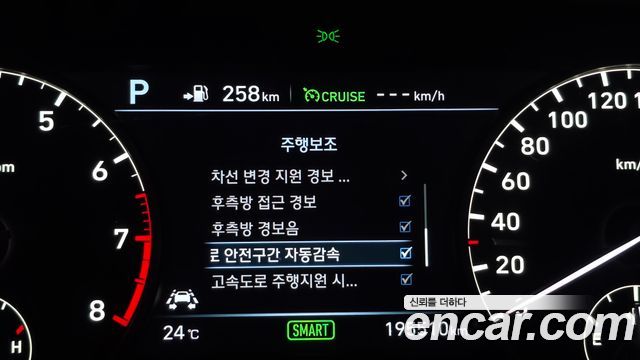 Genesis EQ900 3.8 GDI AWD Prestige 2017 — фото 36