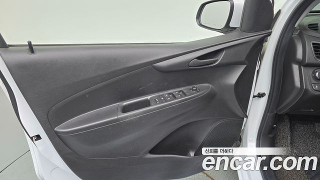 Chevrolet Spark LT 2019 — фото 24