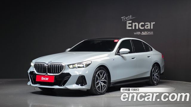 BMW 5 Series (G60) 520i M Sport 2025 — фото 1