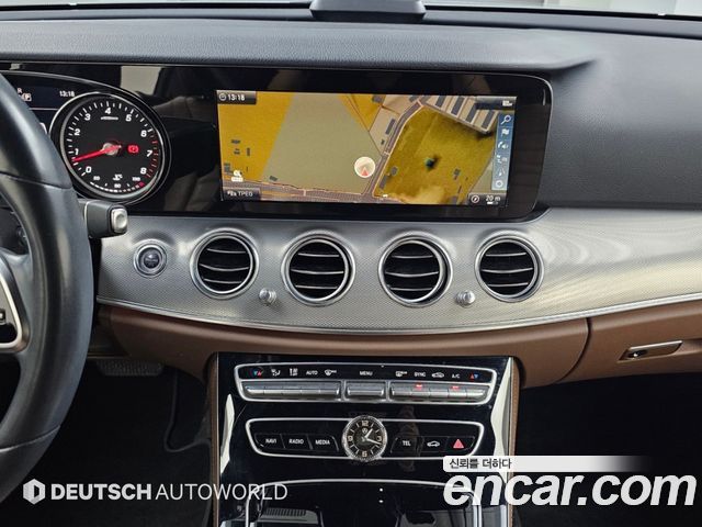 Mercedes-Benz E-Class (W213) E300 Avantgarde 2019 — фото 18