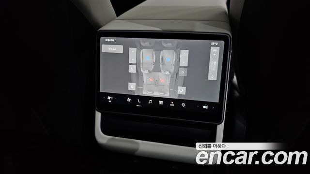 Tesla Model Y L Long Range AWD 2026 — фото 29