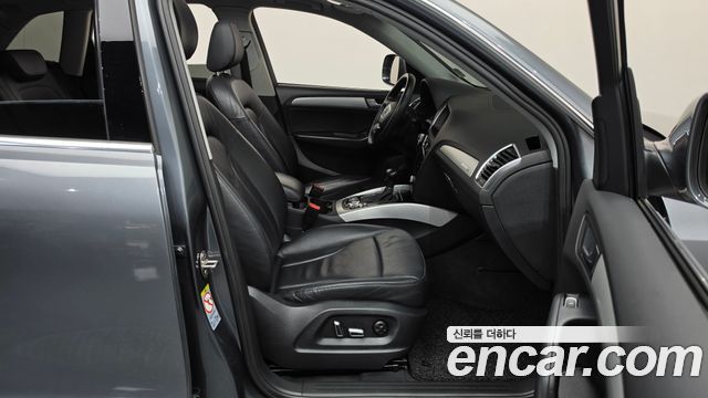 Audi Q5 35 TDI Quattro 8R 2015 — фото 11