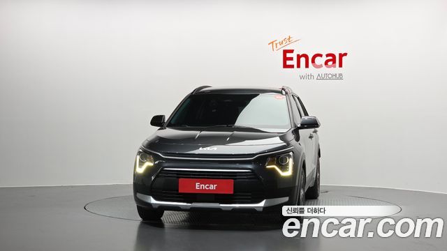 Kia Niro Prestige 2024 — фото 3