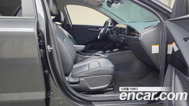 Kia Niro Prestige 2024 — фото 11