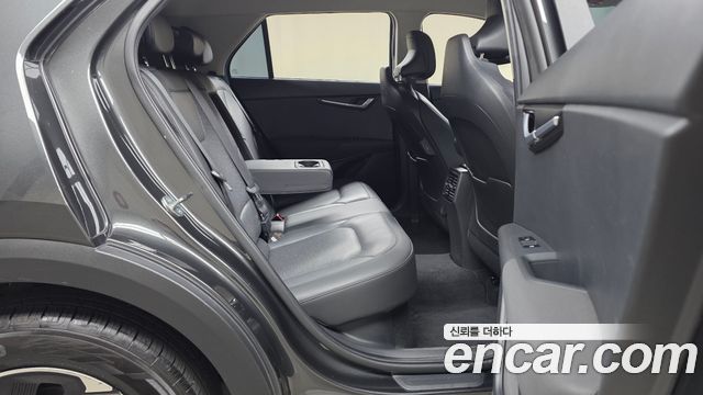 Kia Niro Prestige 2024 — фото 12