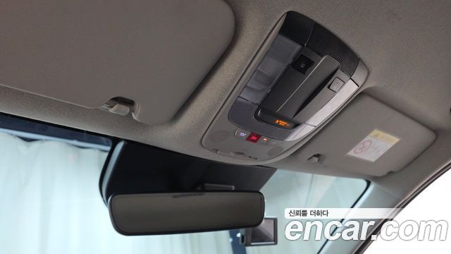 Kia Niro Prestige 2024 — фото 18