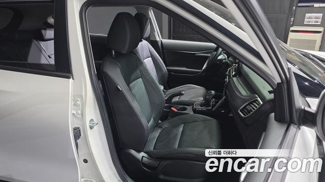 Kia Seltos Gasoline 1.6 Turbo 2WD Prestige 2022 — фото 11