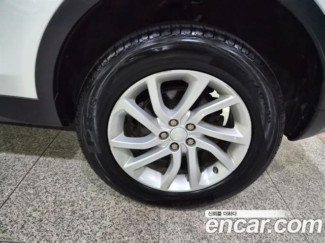 Land Rover Discovery Sport 2.0 TD4 SE (150PS) 2017 — фото 24
