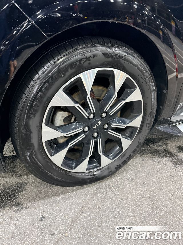 Kia Carnival (IV) Diesel 9-Seater Hi-Limousine Signature 2021 — фото 10