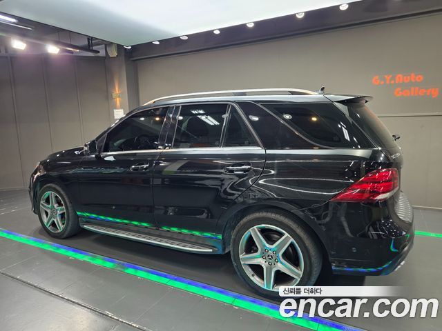 Mercedes-Benz GLE-Class (W166) GLE350 d 4MATIC Premium 2018 — фото 3