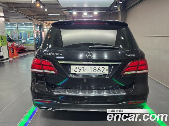 Mercedes-Benz GLE-Class (W166) GLE350 d 4MATIC Premium 2018 — фото 4