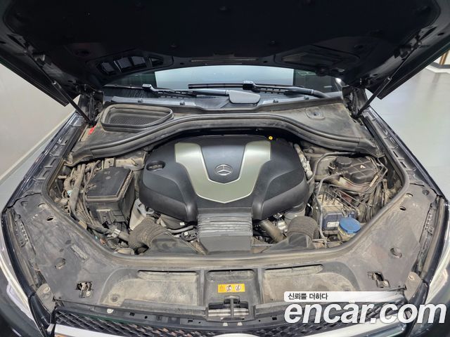 Mercedes-Benz GLE-Class (W166) GLE350 d 4MATIC Premium 2018 — фото 6