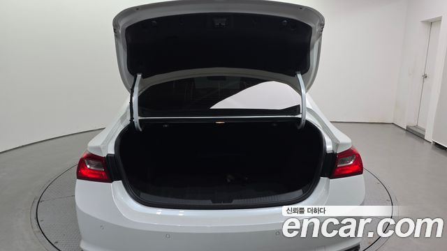 Chevrolet Malibu 1.5 Turbo LT 2017 — фото 30