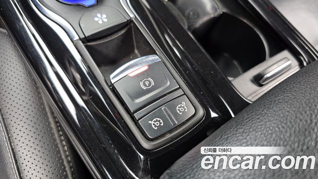Renault Korea SM6 2.0 LPe LE (Disabled) 2016 — фото 18