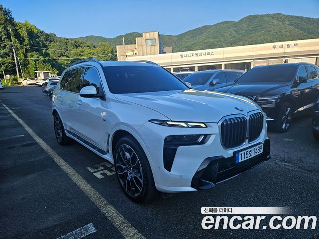 BMW X7 (G07) xDrive 40d M Sport 7 STR 2025 — фото 2